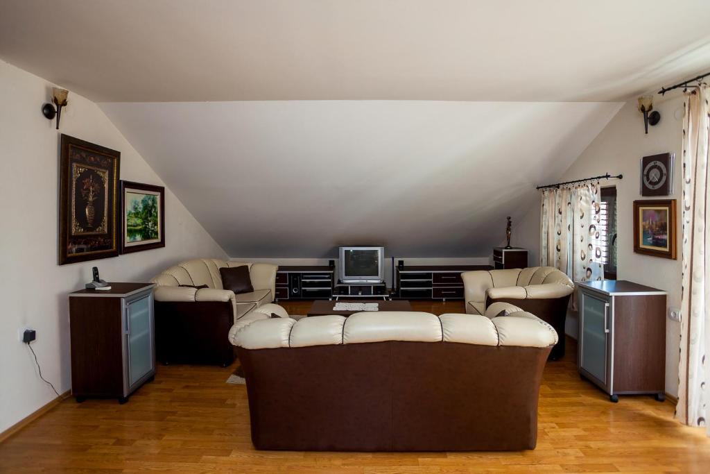 Apartments Ratkovic Tivat Exterior photo