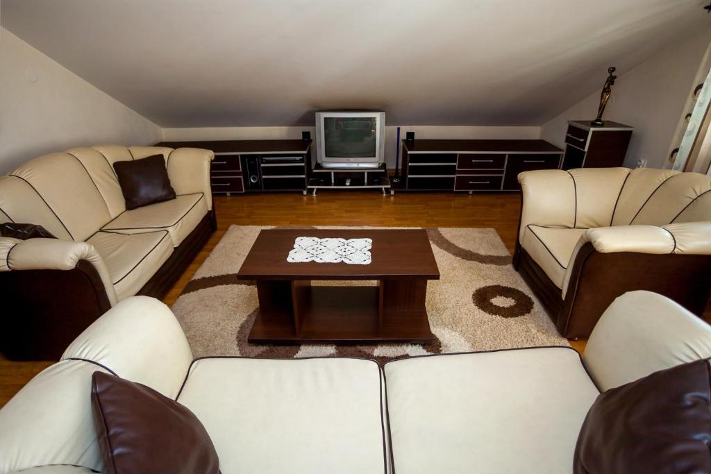 Apartments Ratkovic Tivat Exterior photo